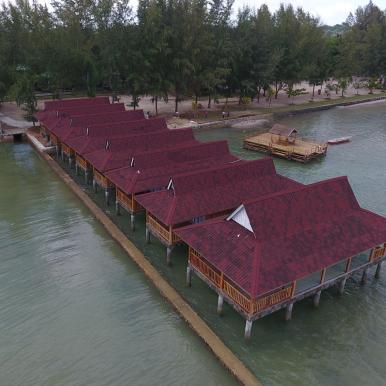 Hotel & Resorts